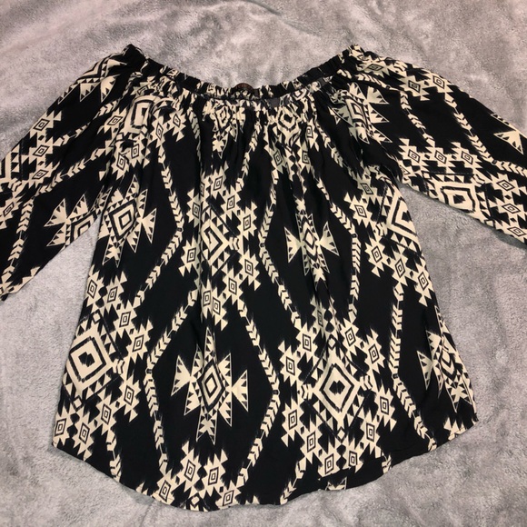 Renee C Aztec Print off the shoulder blouse - Picture 1 of 2